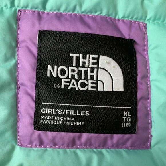 The North Face Girls' Kira Triclimate Jacket - Picture 9 of 10